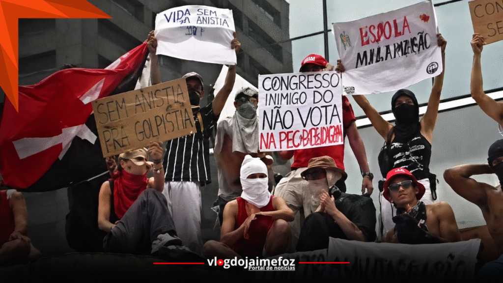 Manifestação pró-Lula na Avenida Paulista provoca debate sobre rejeição ao PT